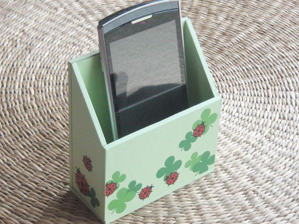 画像: 【DIY】スマホ・携帯ホルダー（てんとうむし）/緑色