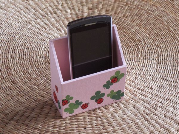 画像: 【DIY】スマホ・携帯ホルダー（てんとうむし）/ピンク