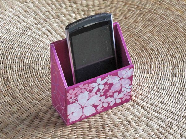 画像: 【DIY】桜の携帯ホルダー（パープル）